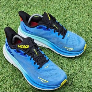 HOKA CLIFTON 9 - Mens Atheltic Shoes - SIZE 9.5D